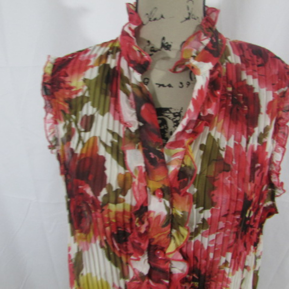 New York City Design Blouse - Picture 2 of 7